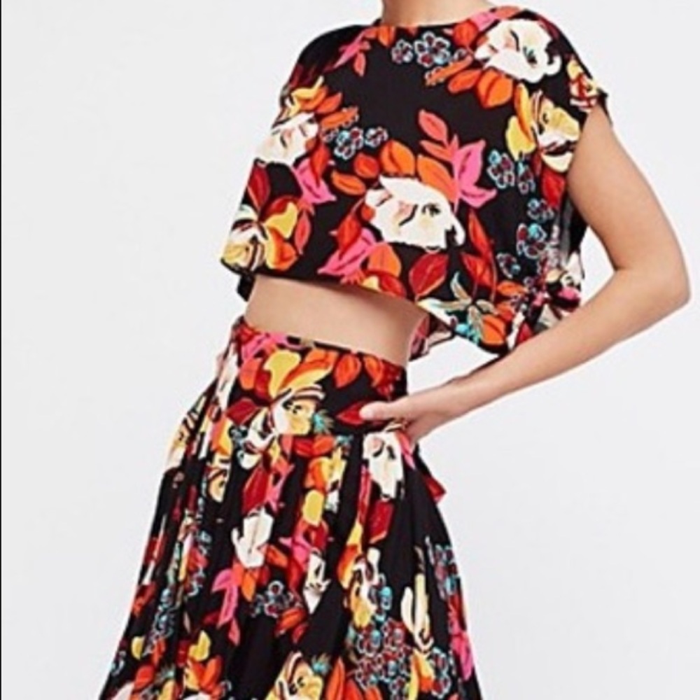 FREE PEOPLE two piece crop & skirt set. TAGS ON